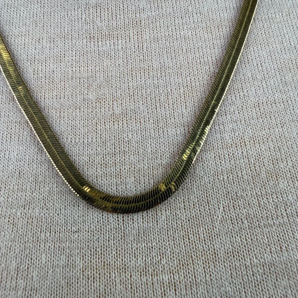 Gold Tone Thick Herringbone Chain Necklace 24" - Picture 2 of 9